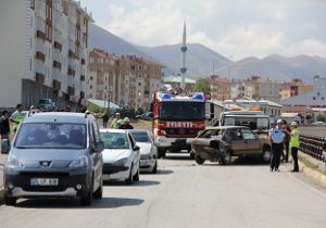 BEAH kavşağında sollama kazası